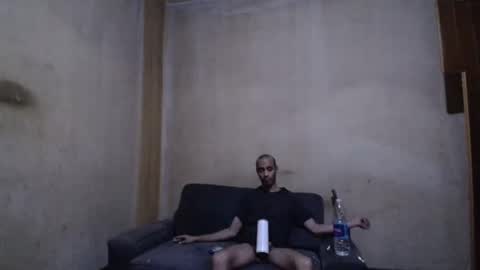 Snapshot of tomeliviathan chatting on 11/09/25, 06:50 to me liviathan online show from 11/09/25, 06:50