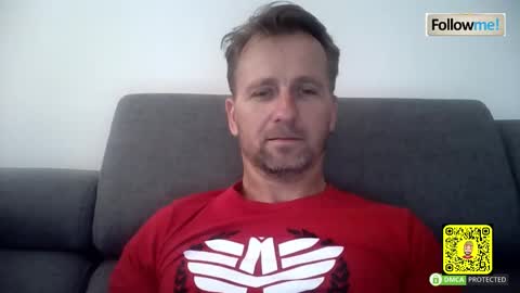 Snapshot of tomhardic chatting on 09/14/25, 08:57 TOM online show from 09/14/25, 08:57