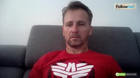 Snapshot of tomhardic chatting on 09/24/25, 07:55 TOM online show from 09/24/25, 07:55