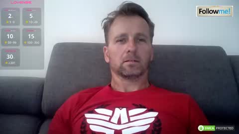 Snapshot of tomhardic chatting on 07/11/26, 09:56 TOM online show from 07/11/26, 09:56