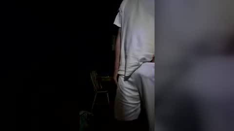 Snapshot of tomhubz chatting on 06/26/26, 10:36 tomhubz online show from 06/26/26, 10:36