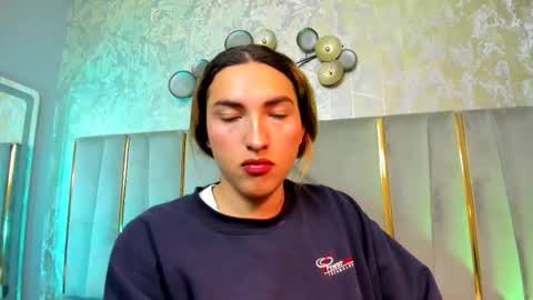   online show from 02/04/26, 02:12