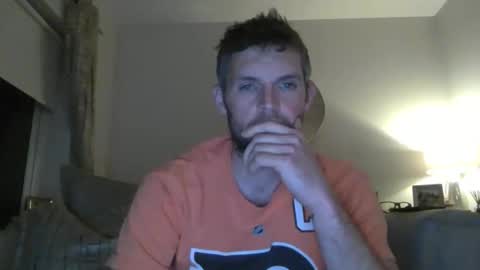 Snapshot of tommietommie123 chatting on 04/19/26, 02:11 tommietommie123 online show from 04/19/26, 02:11