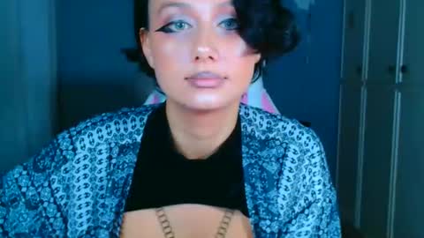 Galadriel online show from 09/21/25, 10:33