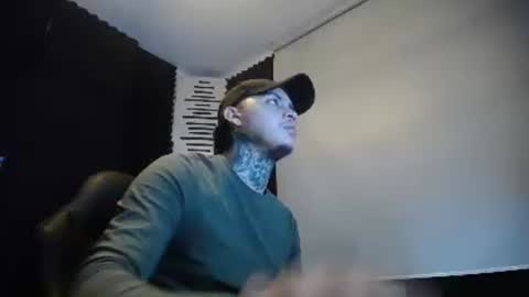 Snapshot of tommmycortez chatting on 10/25/25, 03:36 tommmycortez online show from 10/25/25, 03:36