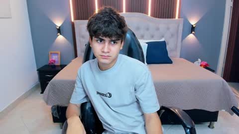 Tommy  online show from 04/02/26, 03:37