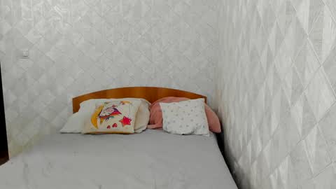 Snapshot of tommy_and_katie chatting on 12/05/24, 08:22 Tommy loves Katie online show from 12/05/24, 08:22