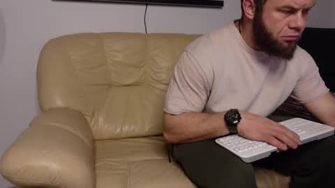  tommy burnzzz  online show from 12/18/24, 03:15