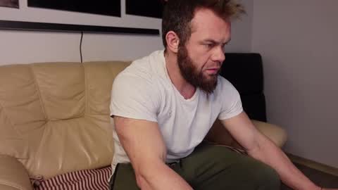  tommy burnzzz  online show from 12/25/24, 01:20