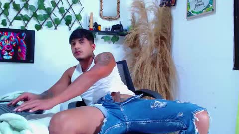 tommy online show from 09/11/25, 03:45