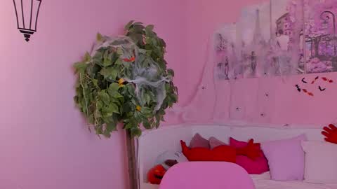 Tommy online show from 11/01/25, 01:24