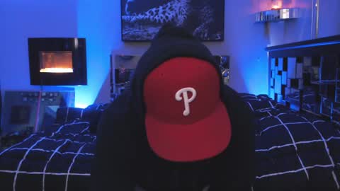 Snapshot of tommy_knuckles chatting on 12/25/24, 12:47 Tommy online show from 12/25/24, 12:47