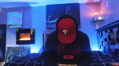 Snapshot of tommy_knuckles chatting on 01/09/25, 04:30 Tommy online show from 01/09/25, 04:30