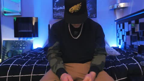 Snapshot of tommy_knuckles chatting on 01/12/25, 04:52 Tommy online show from 01/12/25, 04:52