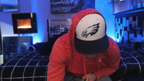 Snapshot of tommy_knuckles chatting on 01/17/25, 09:17 Tommy online show from 01/17/25, 09:17