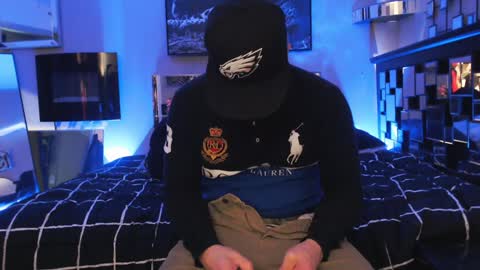 Snapshot of tommy_knuckles chatting on 01/19/25, 05:05 Tommy online show from 01/19/25, 05:05