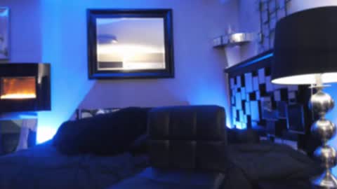 Snapshot of tommy_knuckles chatting on 02/14/25, 06:45 Tommy online show from 02/14/25, 06:45