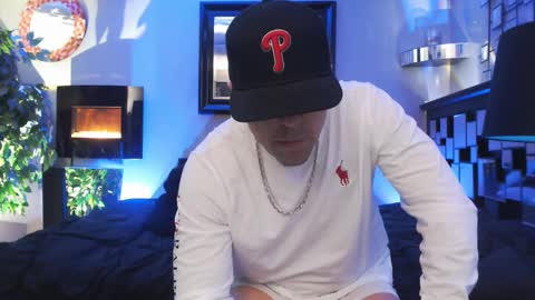 Snapshot of tommy_knuckles chatting on 03/04/25, 01:12 Tommy online show from 03/04/25, 01:12