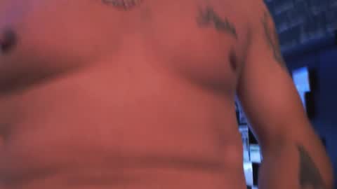 Snapshot of tommy_knuckles chatting on 09/13/25, 07:19 Tommy online show from 09/13/25, 07:19