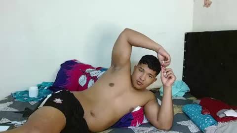 Snapshot of tommy_montana57935 chatting on 06/25/26, 01:38 tommy and merida online show from 06/25/26, 01:38