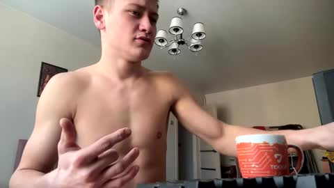 Snapshot of tommy_shak chatting on 02/17/25, 07:37 Tommy Shak online show from 02/17/25, 07:37