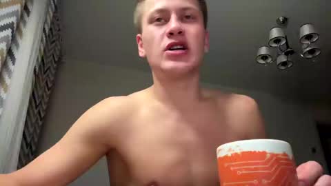 Snapshot of tommy_shak chatting on 02/18/25, 02:59 Tommy Shak online show from 02/18/25, 02:59