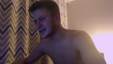 Snapshot of tommy_shak chatting on 10/28/25, 08:44 Tommy Shak online show from 10/28/25, 08:44