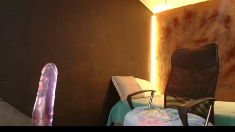 tommy_sweet1 online show from 01/11/25, 02:41