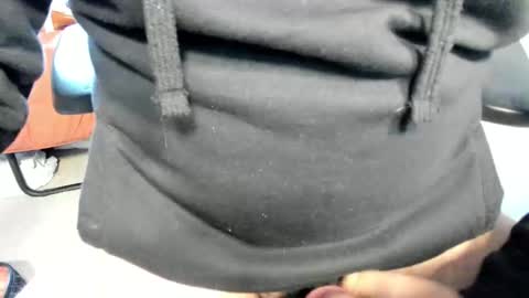 tommysmithjones82 online show from 10/21/25, 11:55