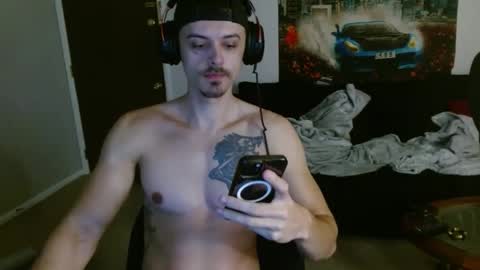 Snapshot of tommystrokes_ chatting on 10/07/25, 02:20 Tommy Strokes online show from 10/07/25, 02:20