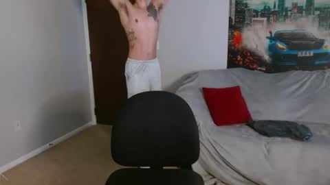 Snapshot of tommystrokes_ chatting on 11/02/25, 12:46 Tommy Strokes online show from 11/02/25, 12:46