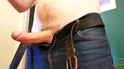 Tom online show from 09/09/25, 09:42