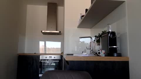 Thomas Fit online show from 02/20/25, 08:28