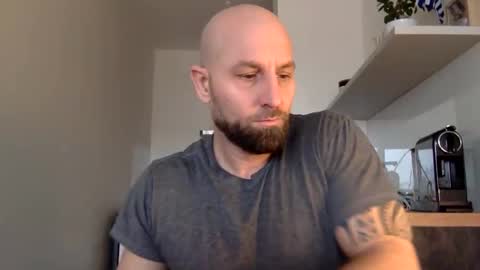 Thomas Fit online show from 02/23/25, 08:39