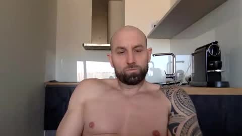 Thomas Fit online show from 03/07/25, 10:13