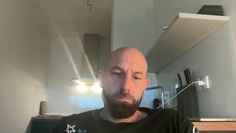 Thomas Fit online show from 09/15/25, 06:02