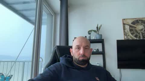 Thomas Fit online show from 01/13/26, 07:02