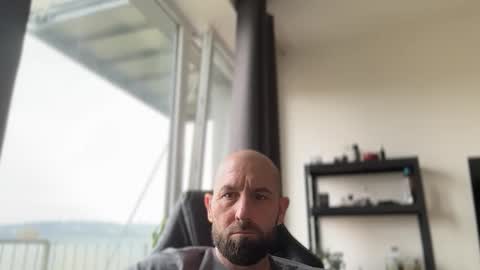 Thomas Fit online show from 04/16/26, 07:09