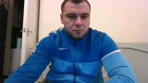 tommyy19901 online show from 12/04/24, 06:39