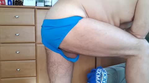 Snapshot of tommyyeu chatting on 02/16/25, 09:48 Tommy online show from 02/16/25, 09:48