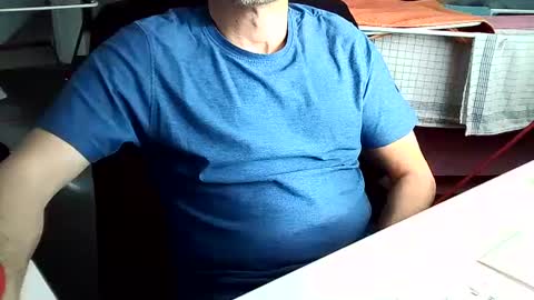 Snapshot of tomtom02029 chatting on 01/24/25, 10:21 Tom online show from 01/24/25, 10:21