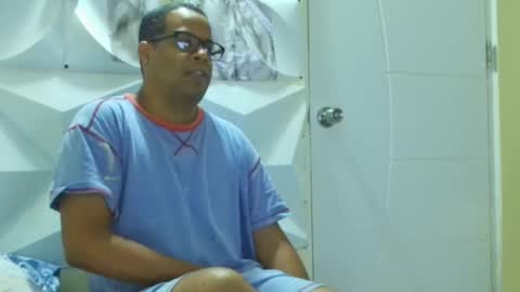 Antonio online show from 03/02/25, 12:43