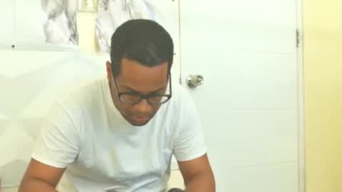 Antonio online show from 03/09/25, 01:15