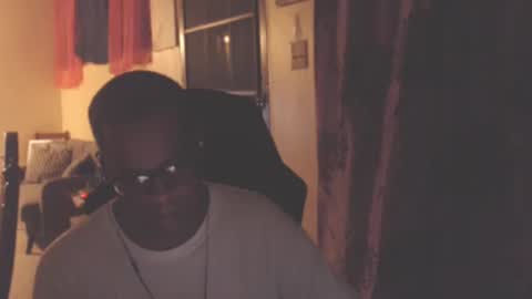 Antonio online show from 09/28/25, 02:06