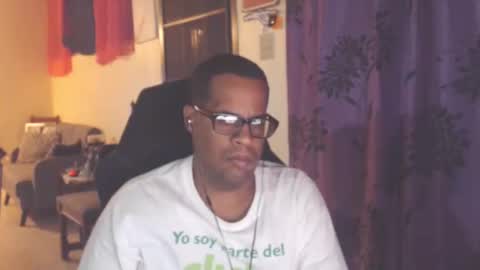 Antonio online show from 10/09/25, 02:42