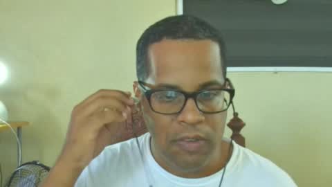 Antonio online show from 11/20/25, 02:28