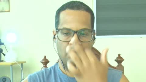 Antonio online show from 04/01/26, 02:14