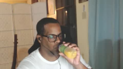 Antonio online show from 05/28/26, 02:20