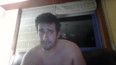 toni640128 online show from 10/28/25, 12:47