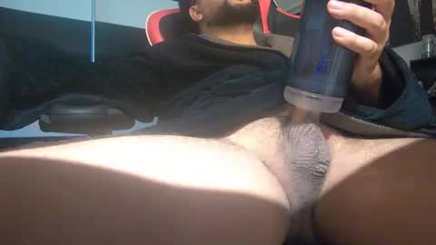 Snapshot of tony26100 chatting on 10/18/25, 10:16 tony26100 online show from 10/18/25, 10:16